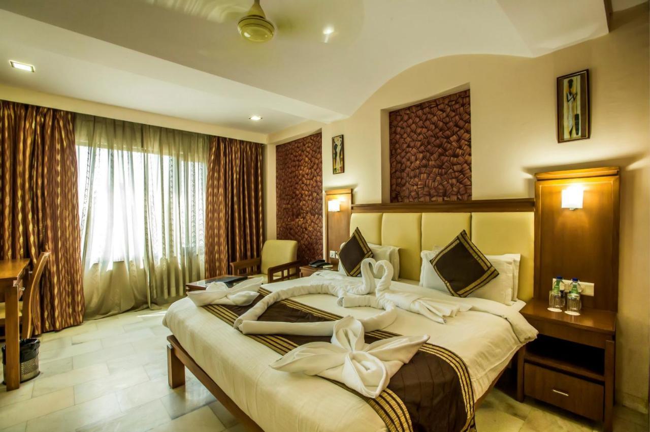 جايبور Hotel Golden Manor المظهر الخارجي الصورة